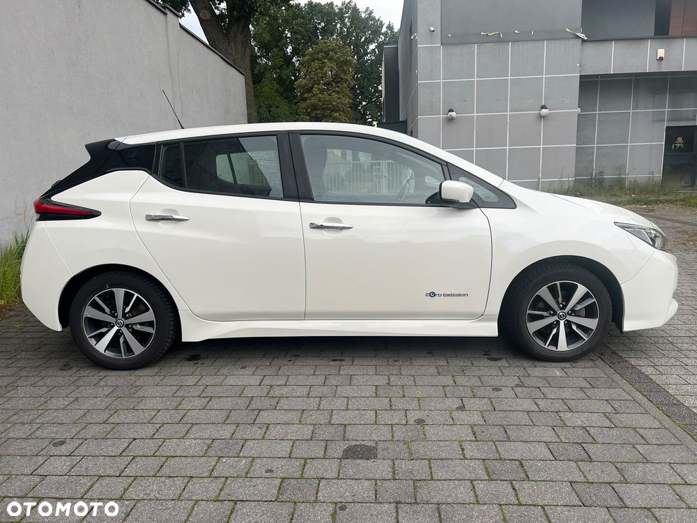Nissan Leaf 40 kWh N-Connecta - 8