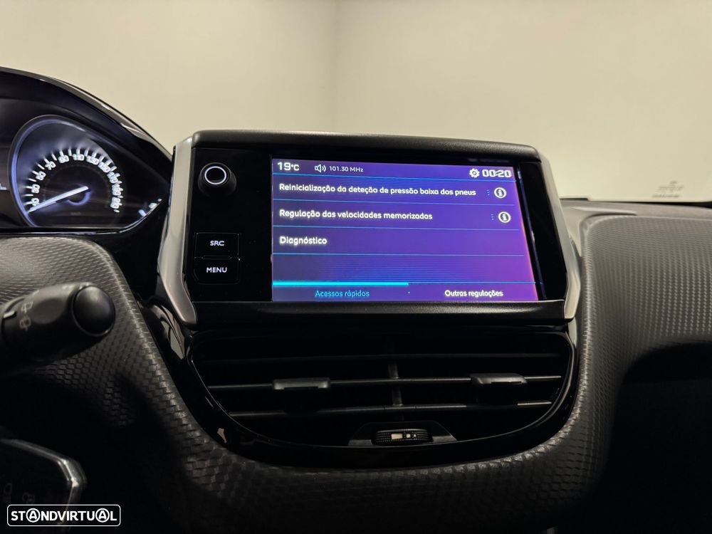 Peugeot 208 1.6 BlueHDi Style - 38