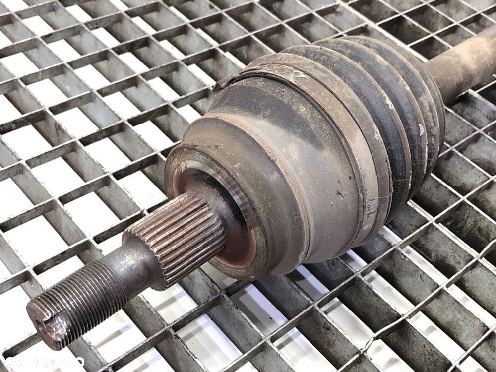 PÓŁOŚ PRAWY PRZÓD  MERCEDES-BENZ GLE (W166) 2015 - 2018 350 d 4-matic (166.024) 190 kW [258 KM] - 2