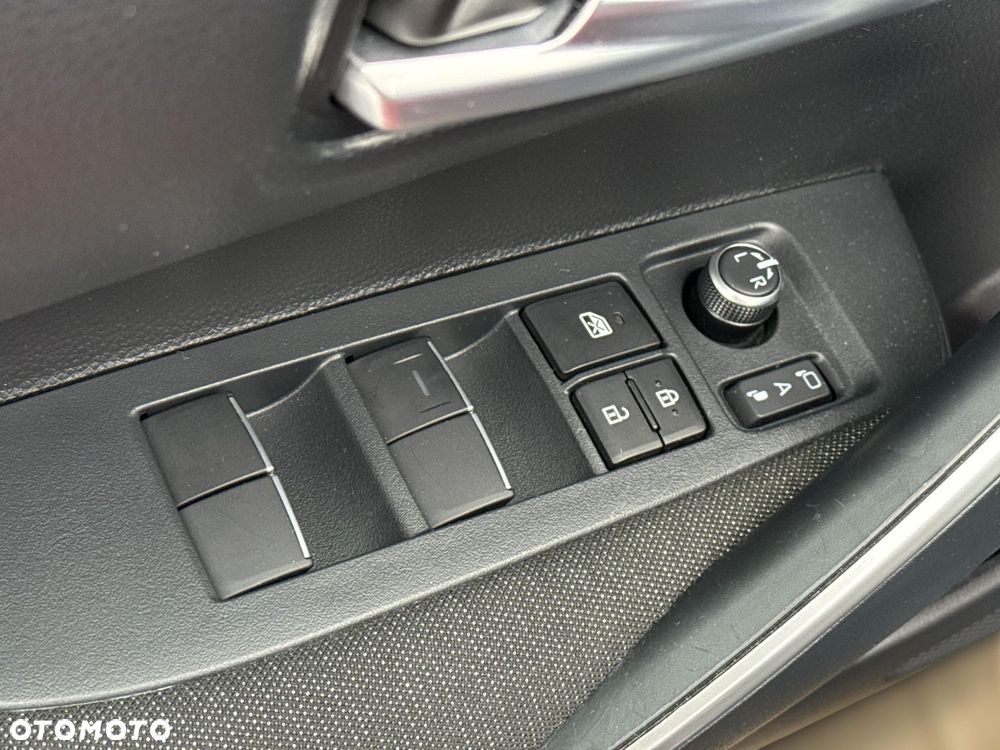 Toyota Corolla 1.8 Hybrid Comfort - 18