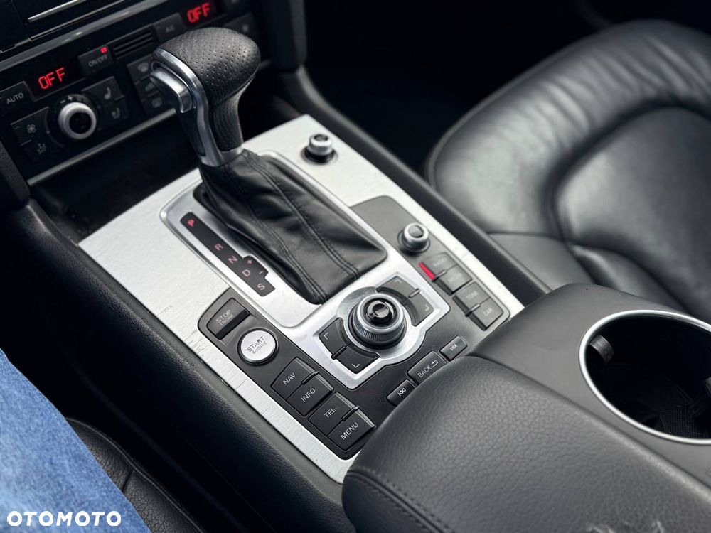 Audi Q7 3.0 TFSI Quattro Tiptronic - 18