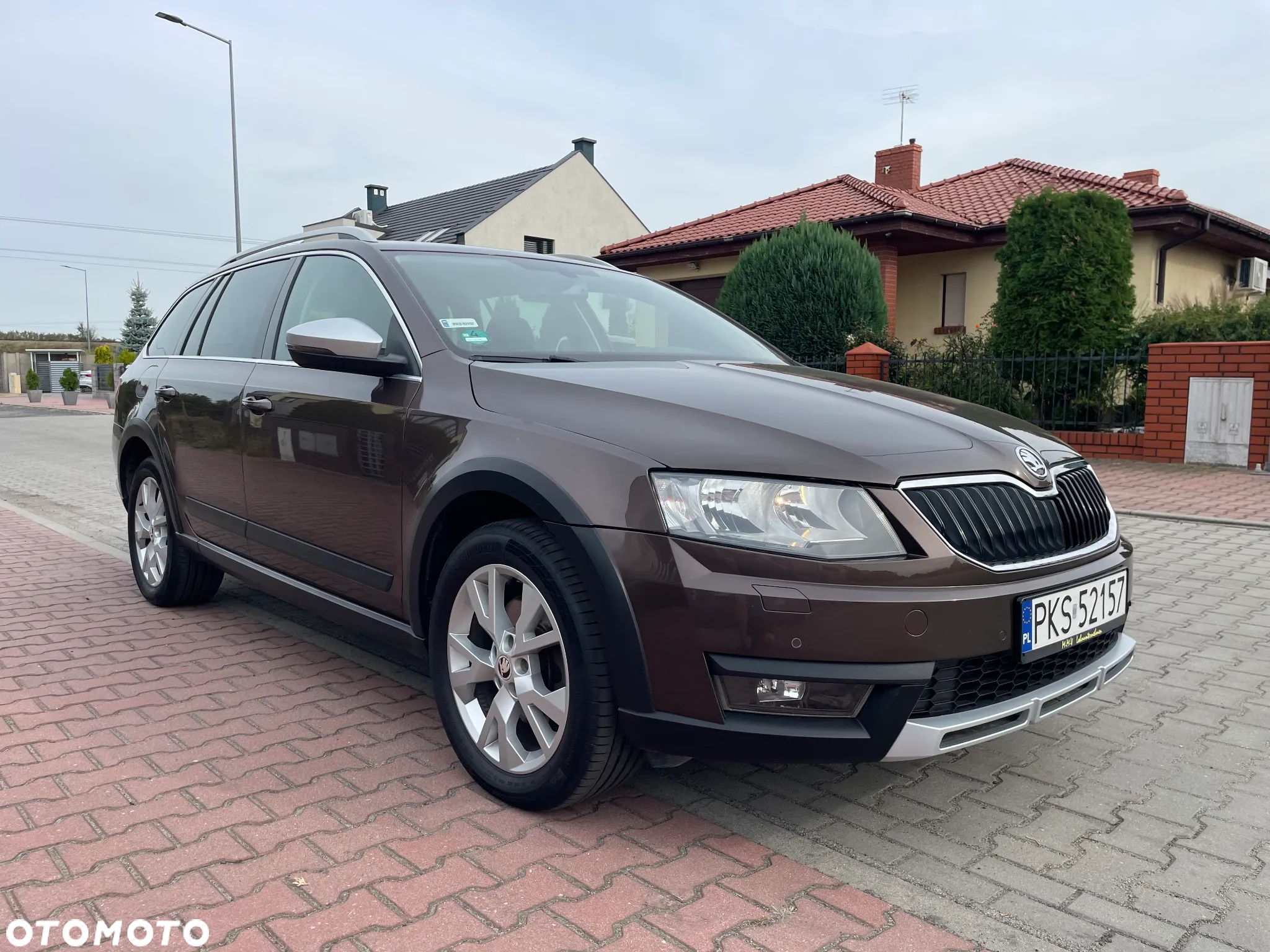 Skoda Octavia Scout 2.0 TDI 4x4 DSG - 3