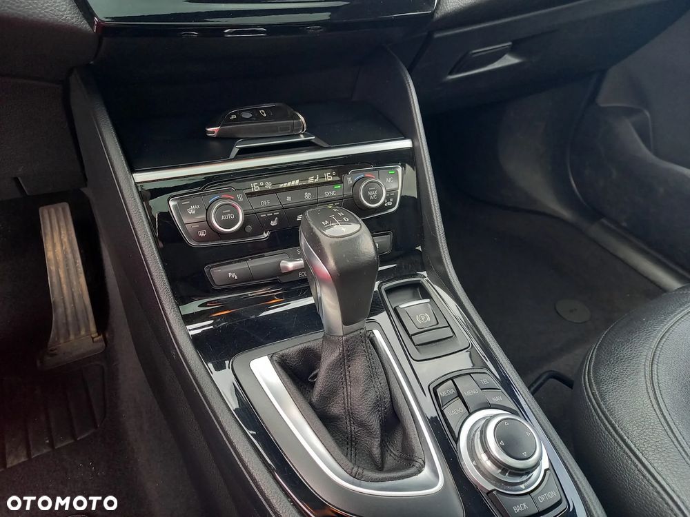 BMW X1 - 15