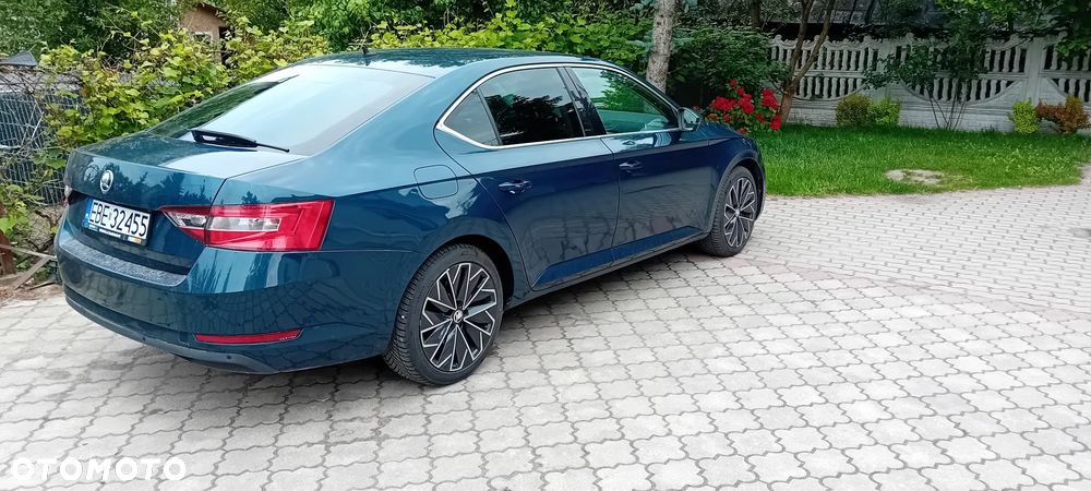 Skoda Superb 2017 photo 3
