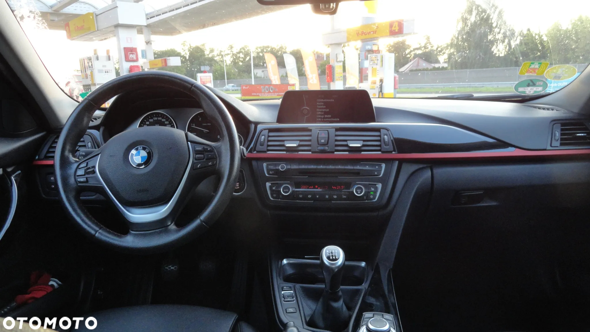 BMW Seria 3 320d - 13