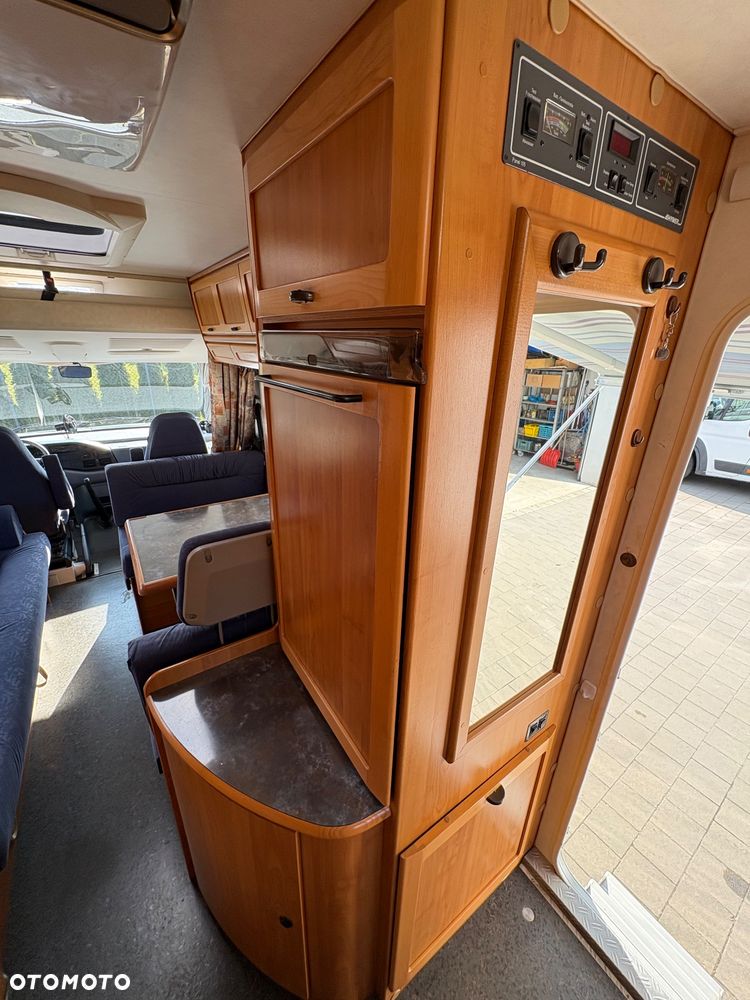 Hymer-Eriba BM 640 Starline - 14