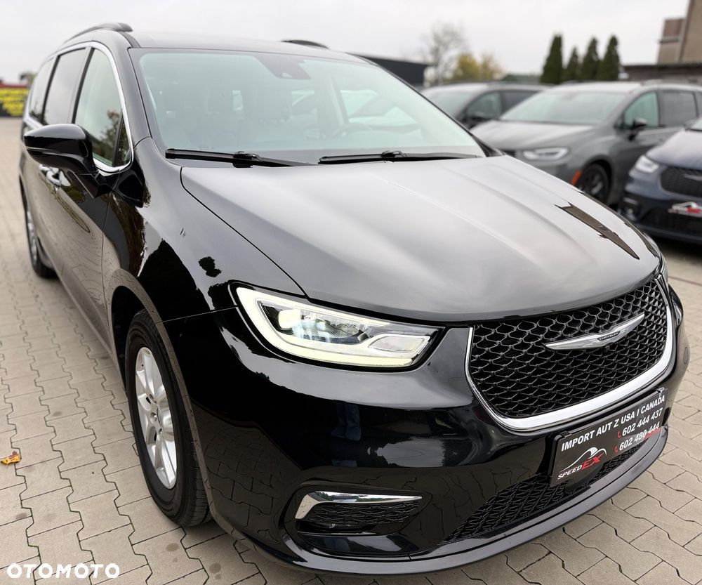 Chrysler Pacifica - 6