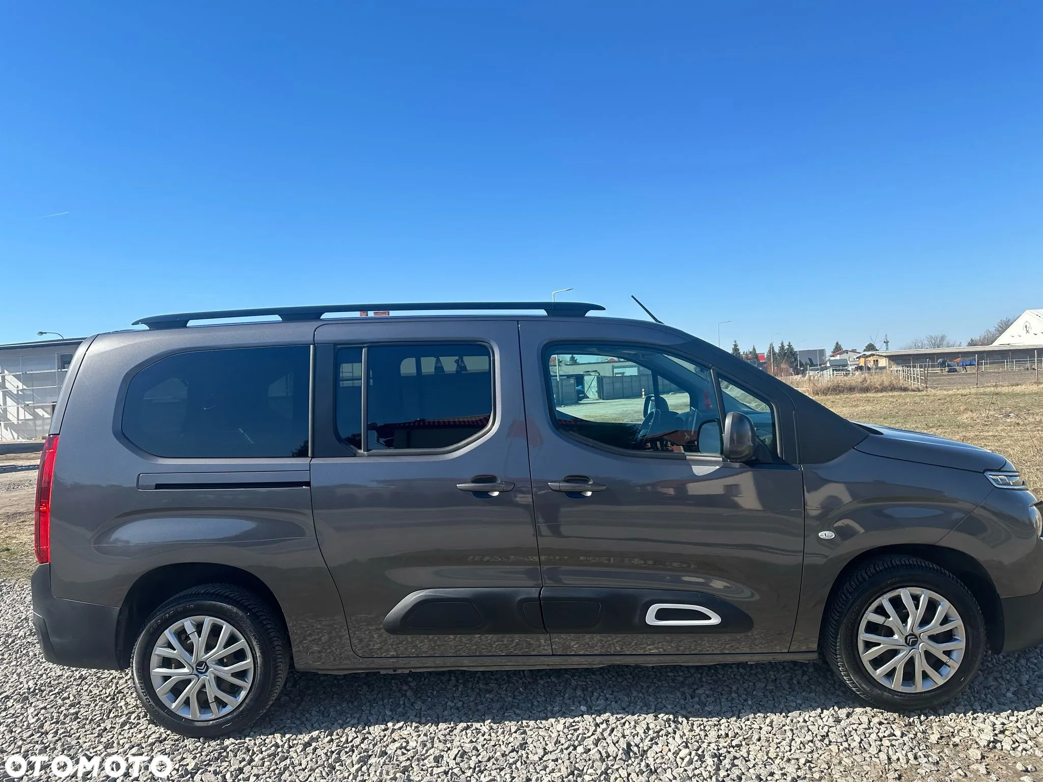 Citroën Berlingo XL 1.2 PureTech Feel S&S (7-os.) - 10