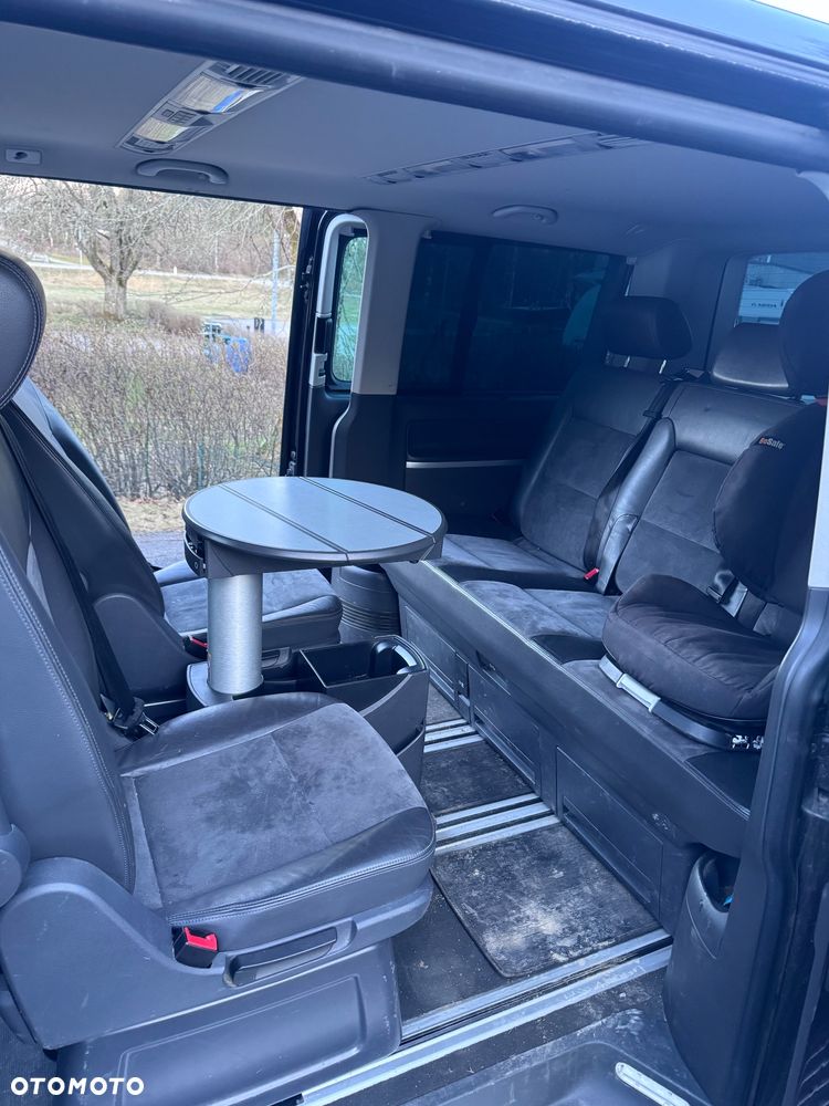 Volkswagen Multivan - 5