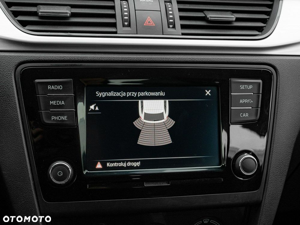 Skoda RAPID Spb 1.0 TSI Ambition - 24