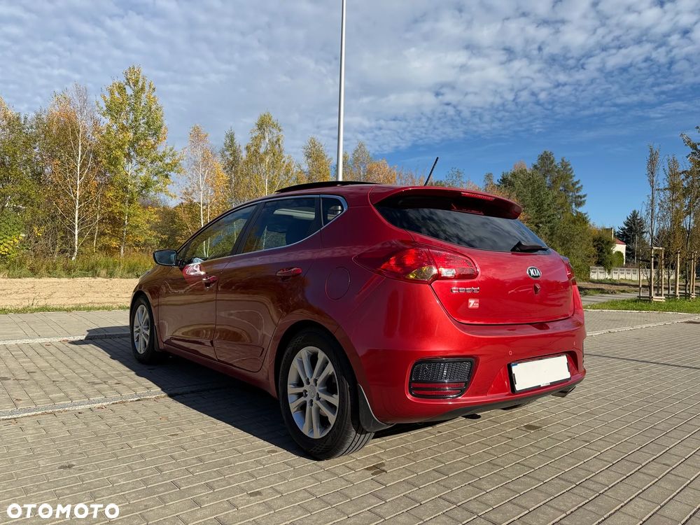Kia Ceed 1.6 GDI DCT Platinum Edition - 8