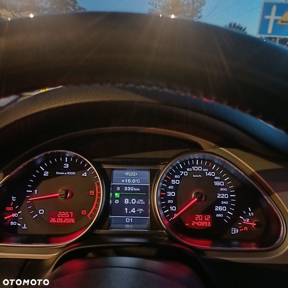 Audi Q7 - 12