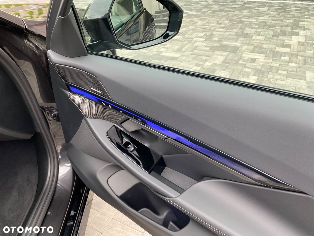 BMW Seria 5 520d xDrive - 27