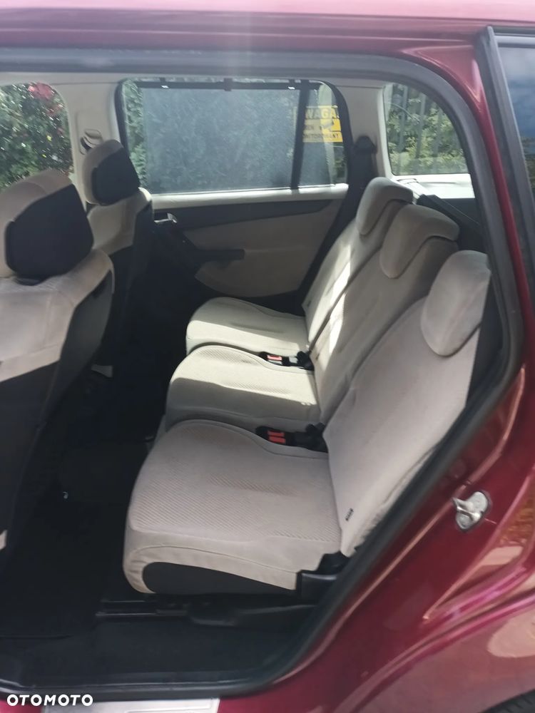 Citroën C4 Picasso - 8