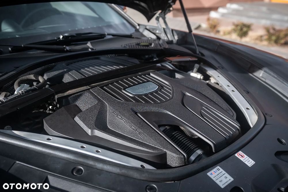 Porsche Panamera 4 - 26