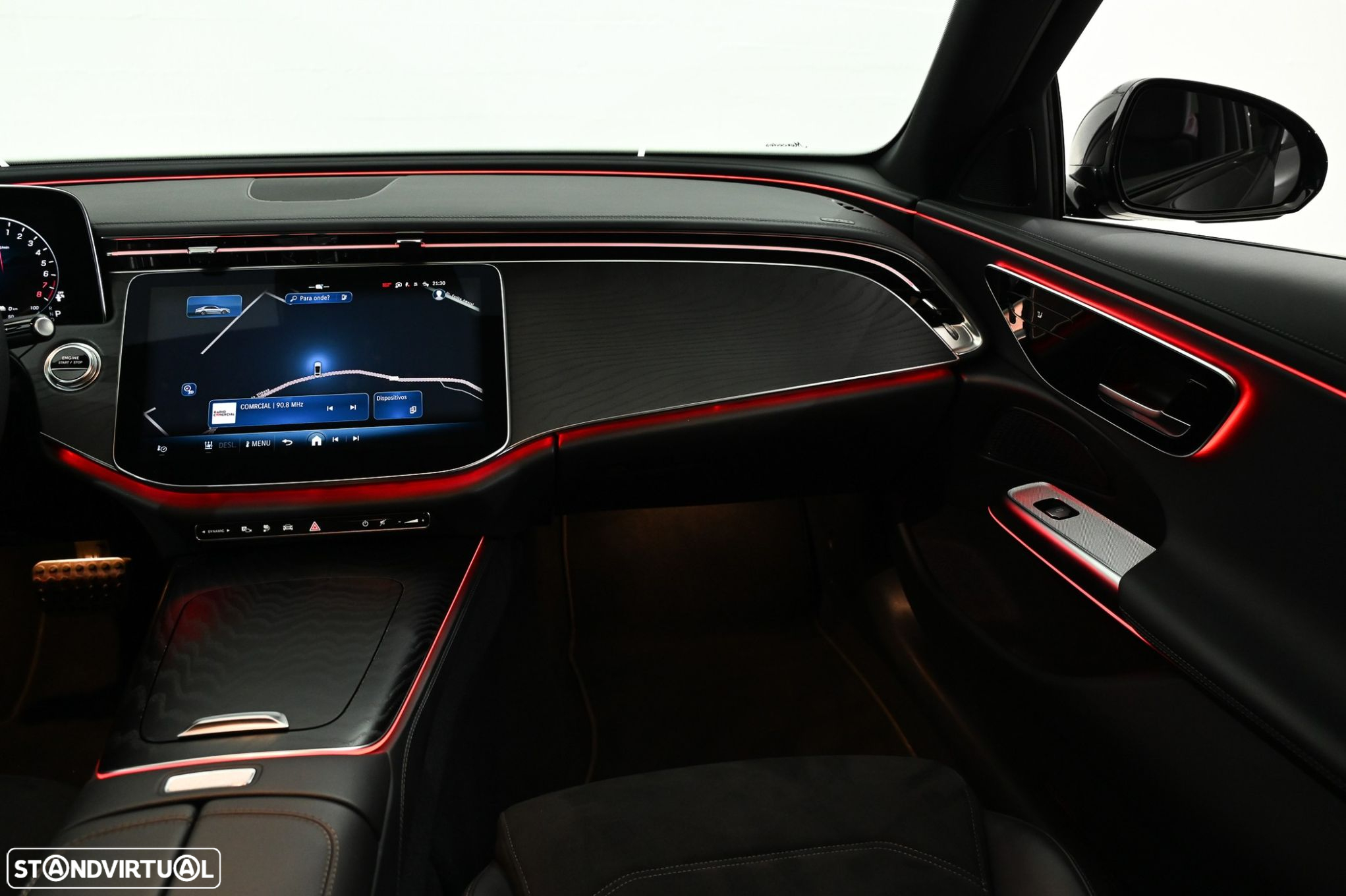 Mercedes-Benz E 300 e AMG Line - 19