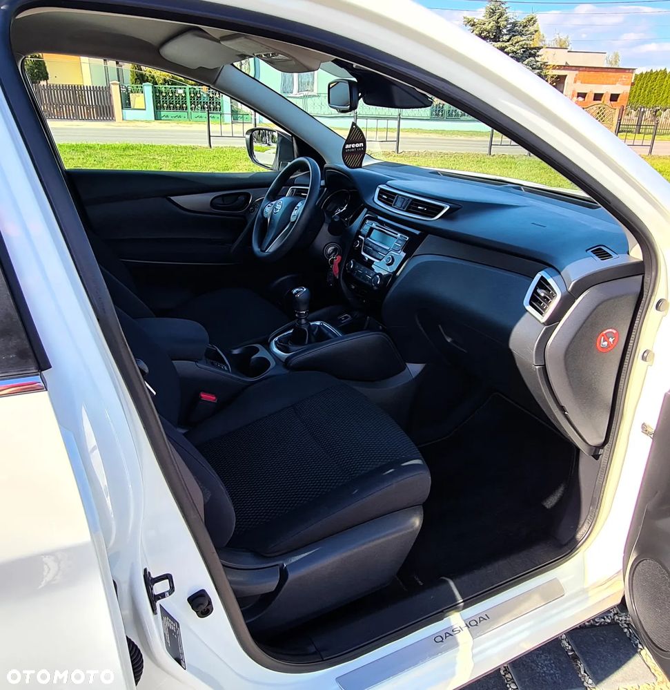 Nissan Qashqai 1.2 DIG-T 360 - 25
