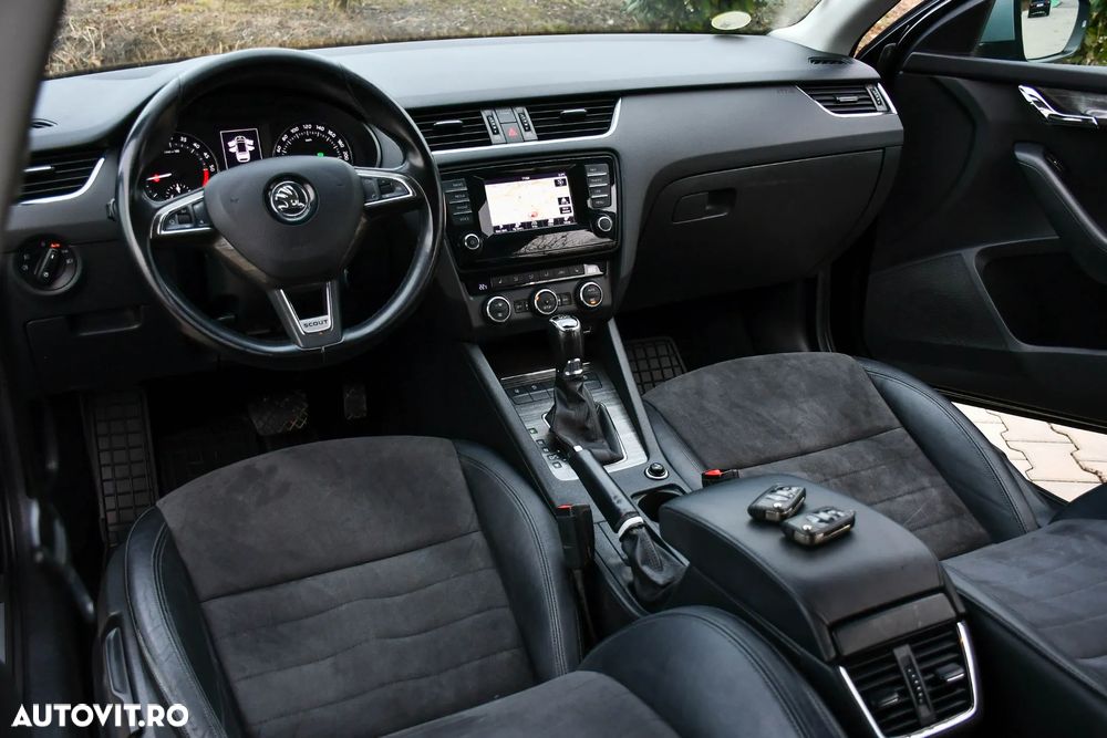 Skoda Octavia 2.0 TDI 4x4 DSG Scout - 22