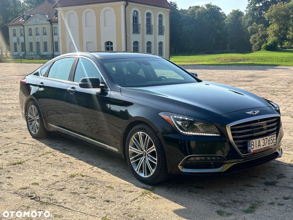 Hyundai Genesis - 3
