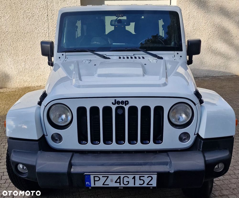 Jeep Wrangler 2.8 CRD Unlim Sahara - 8