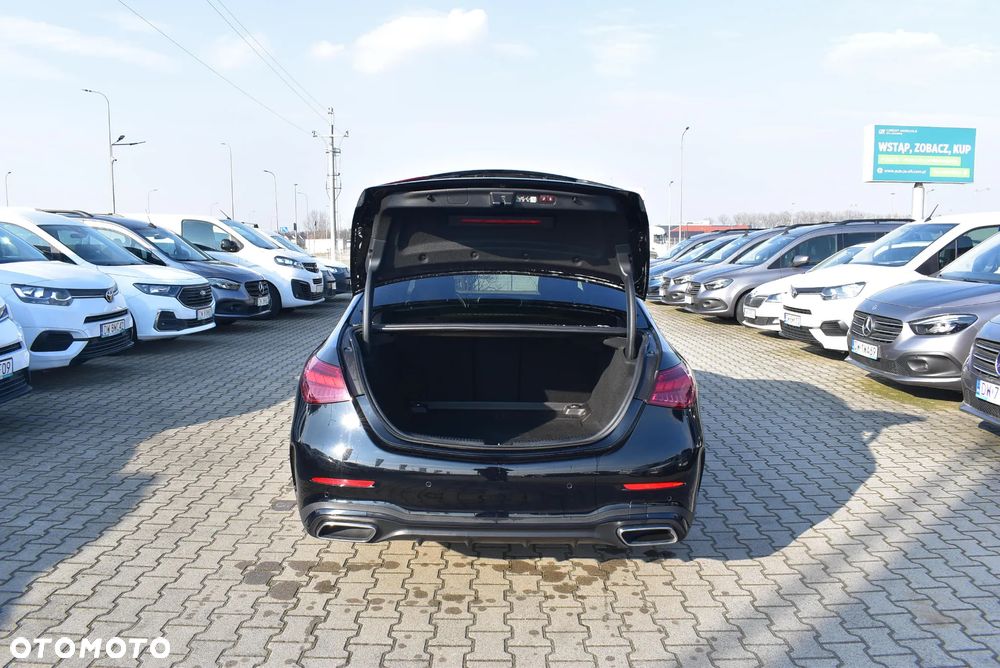 Mercedes-Benz Klasa C 300 d mHEV AMG - 14
