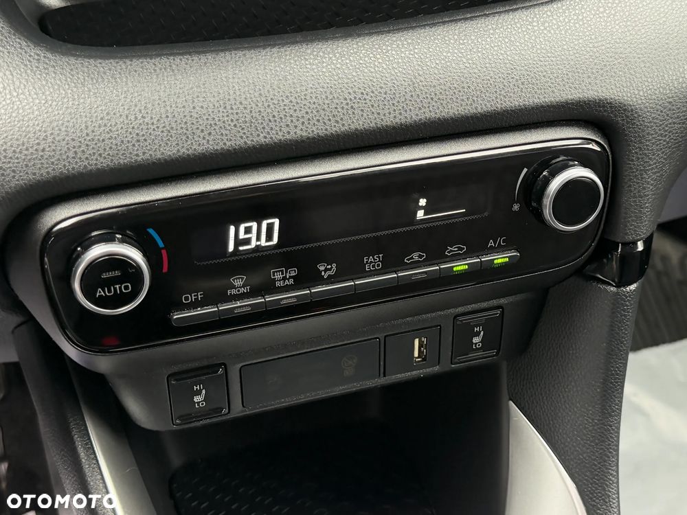 Toyota Yaris Hybrid 1.5 Comfort - 19