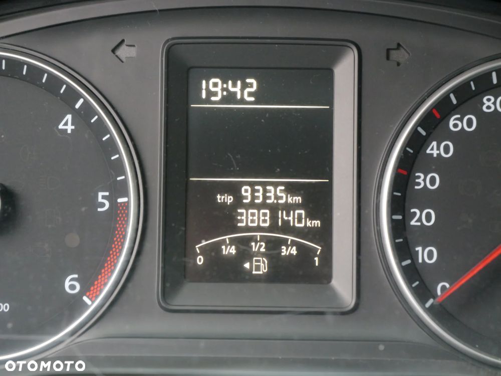 Volkswagen Transporter L2H1 - 15