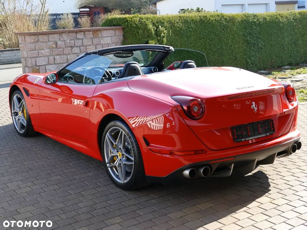 Ferrari California T - 3