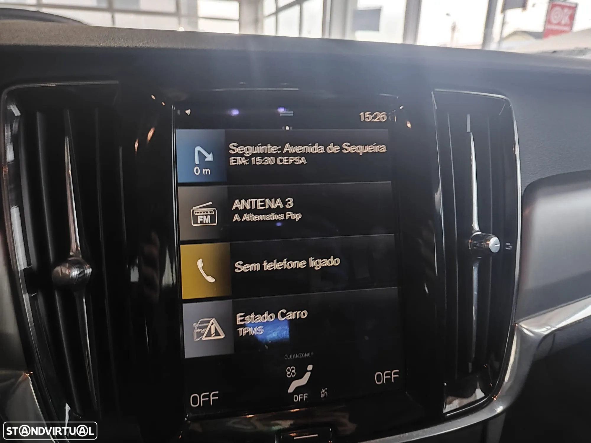 Volvo V90 2.0 D4 Momentum Plus Geartronic - 30