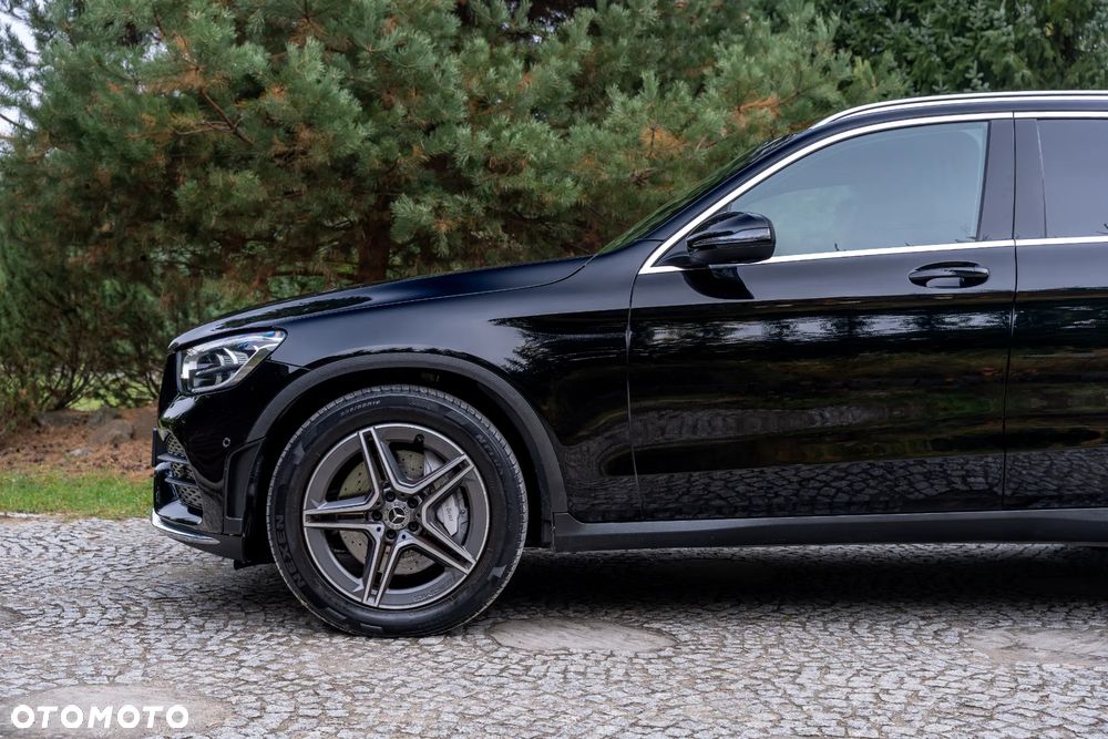Mercedes-Benz GLC 200 d 4Matic 9G-TRONIC AMG Line - 9