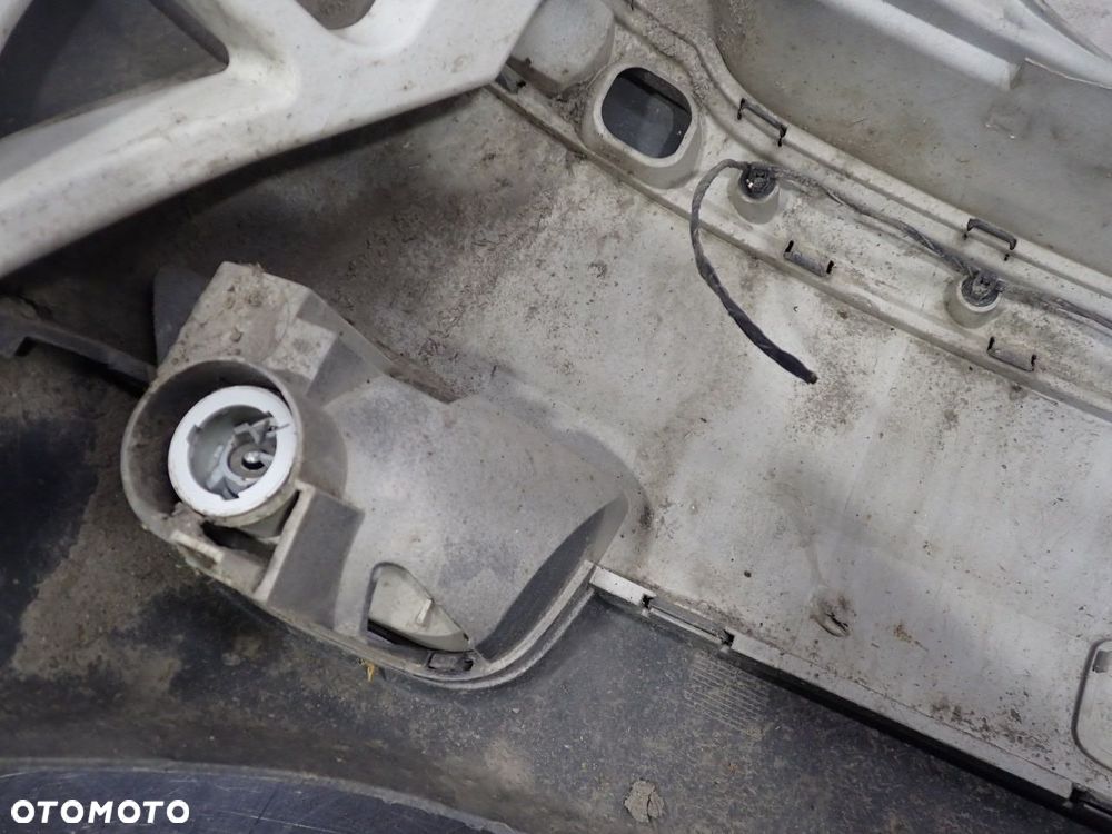 ZDERZAK TYŁ FORD FOCUS MK II - 14