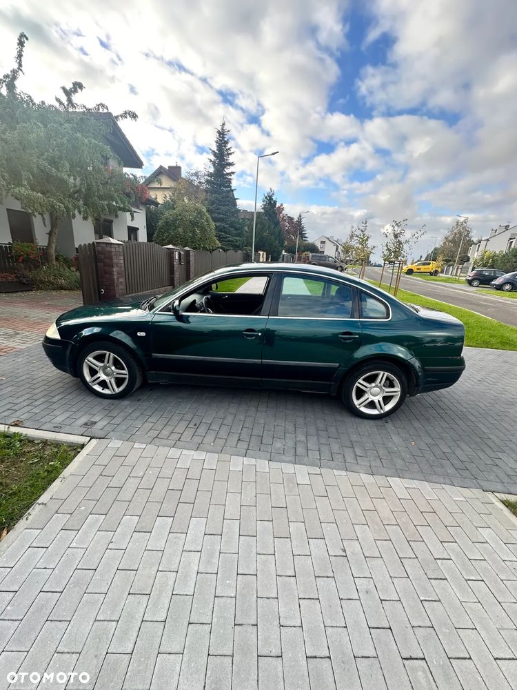 Volkswagen Passat 1.6 Comfortline - 7