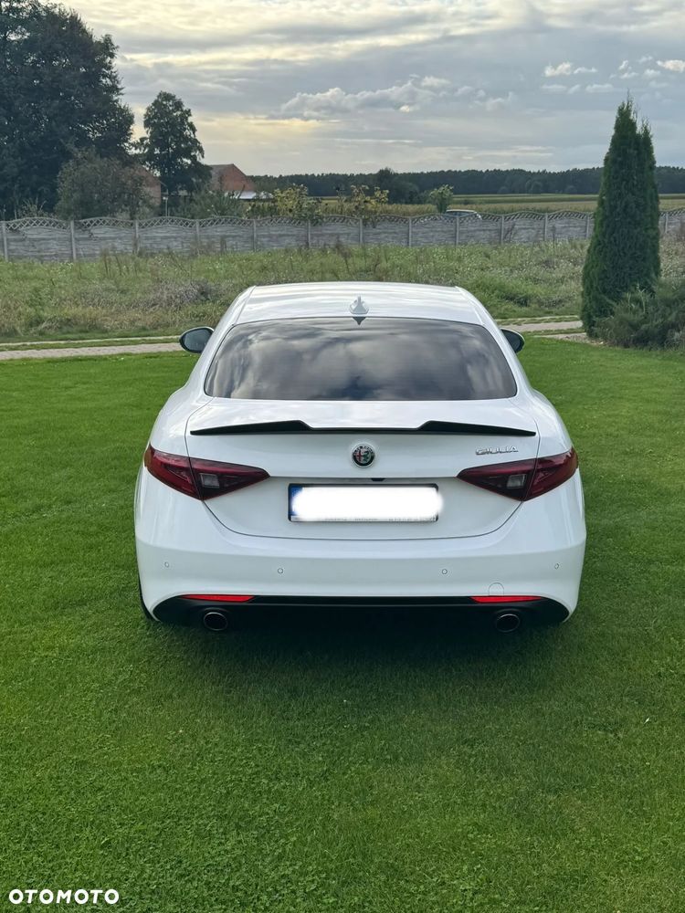 Alfa Romeo Giulia 2.2 D Turbo Super - 6