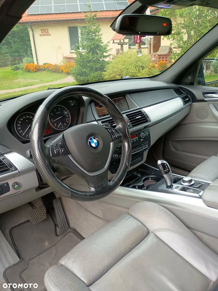 BMW X5 xDrive30i - 10