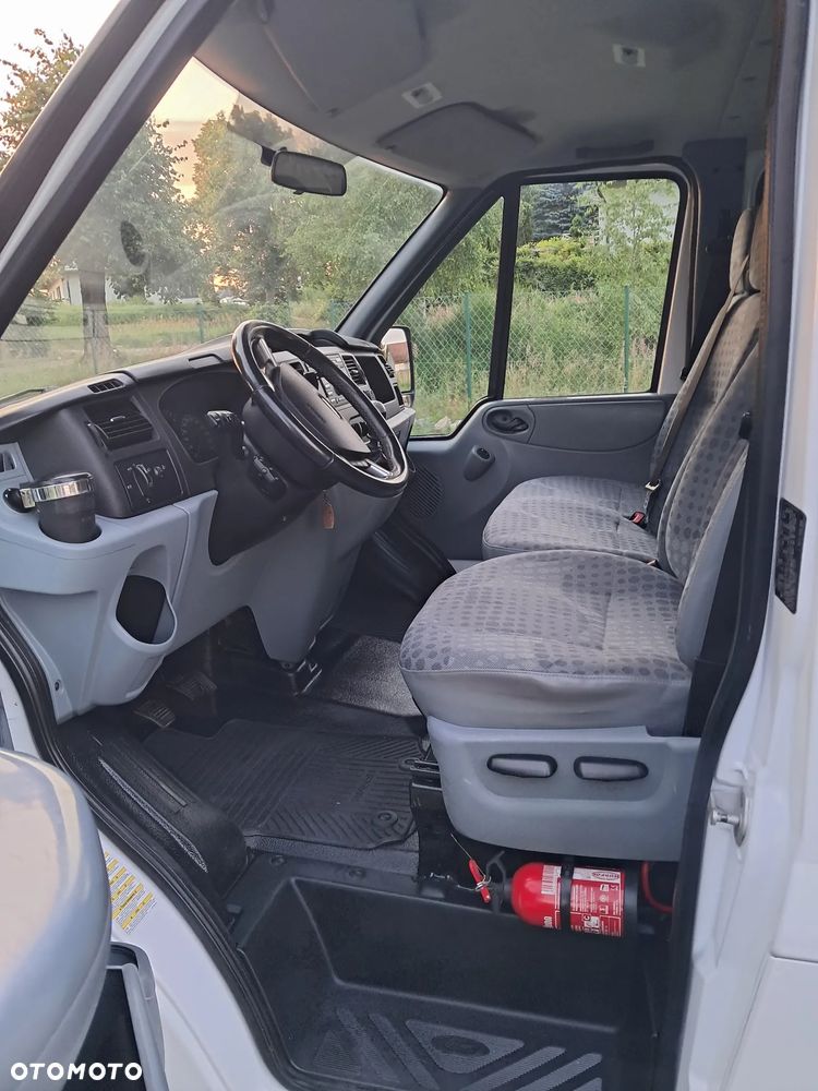 Ford TRANSIT 350L - 4