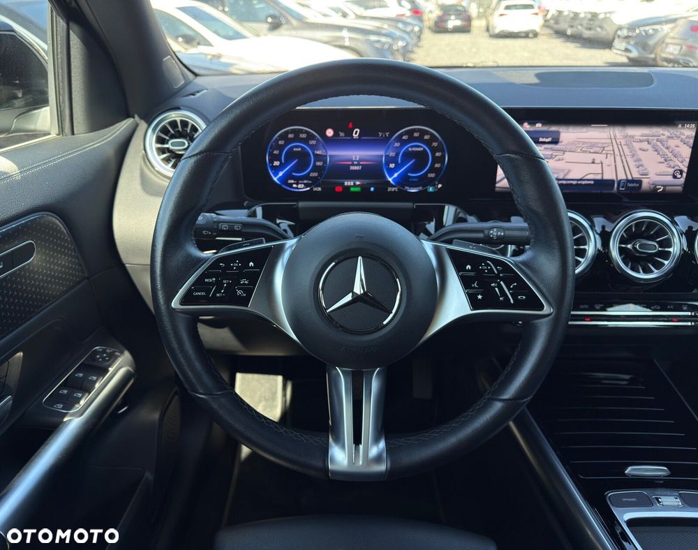 Mercedes-Benz EQA 300 66.5kWh 4-Matic Progressive - 16