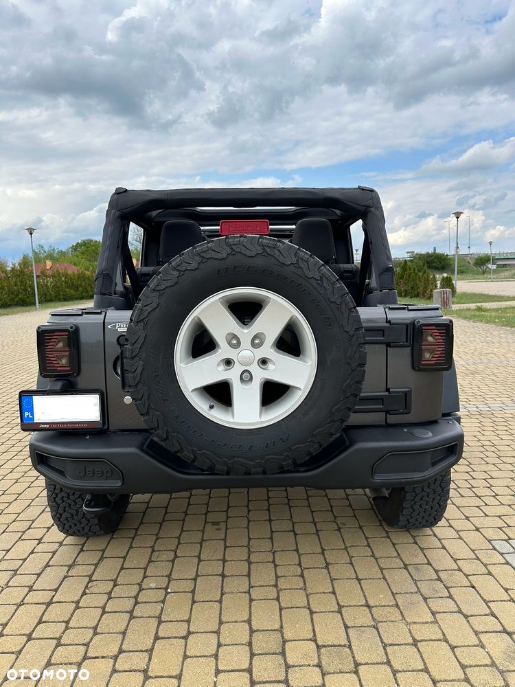 Jeep Wrangler 3.6 Unlim Rubicon - 16