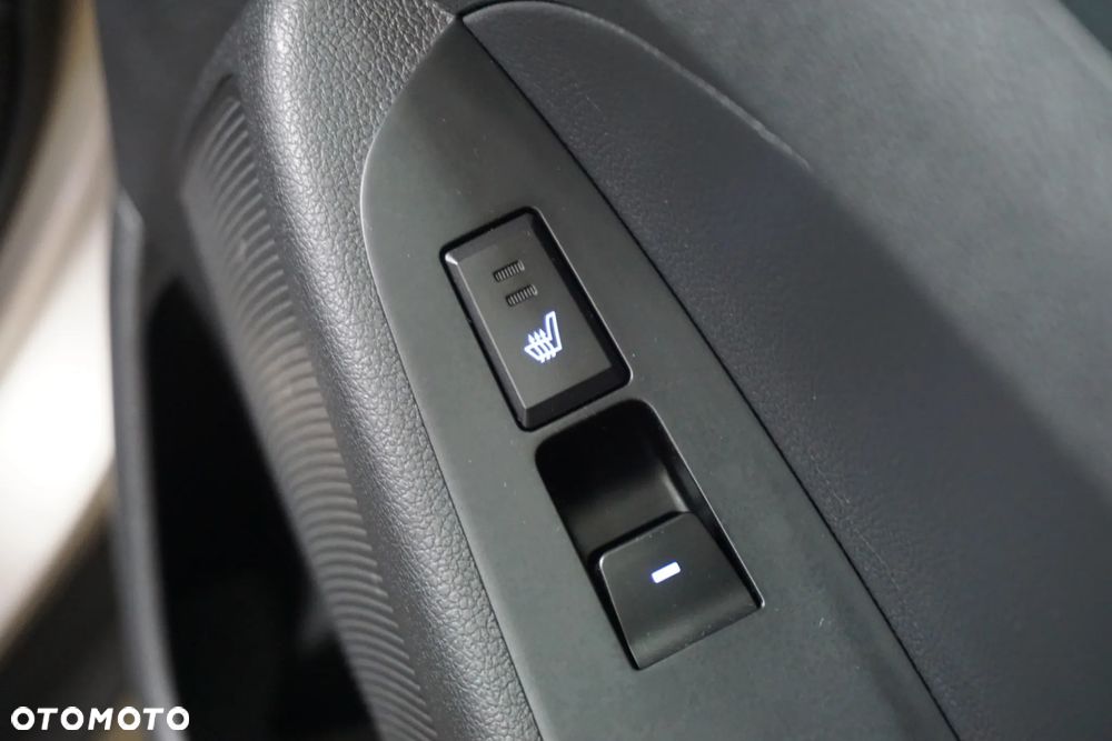 Hyundai Tucson 2.0 CRDi 4WD Automatik Style - 26