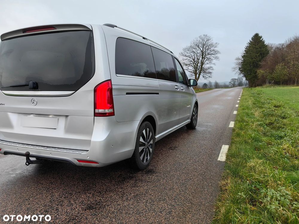 Mercedes-Benz Klasa V 300 d Avantgarde 9G-Tronic (d³ugi) - 3