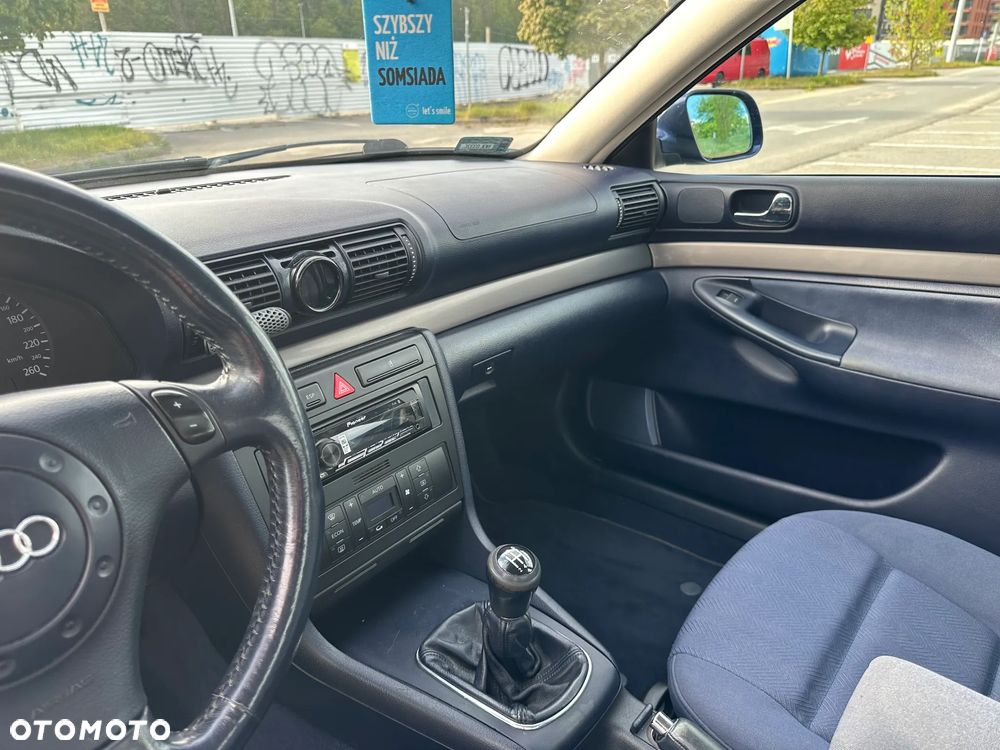 Audi A4 Limousine 1.8T - 12