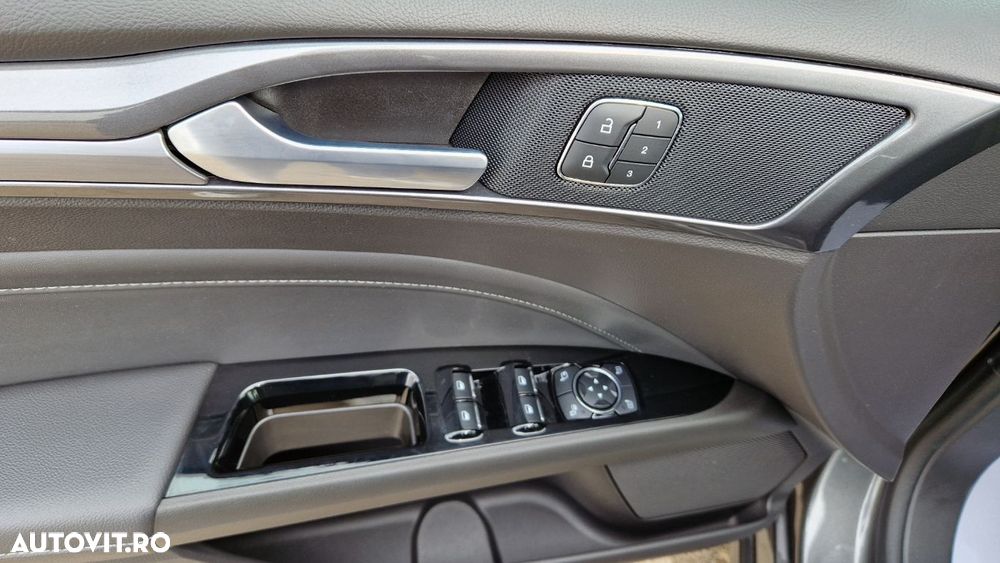 Ford Mondeo - 11
