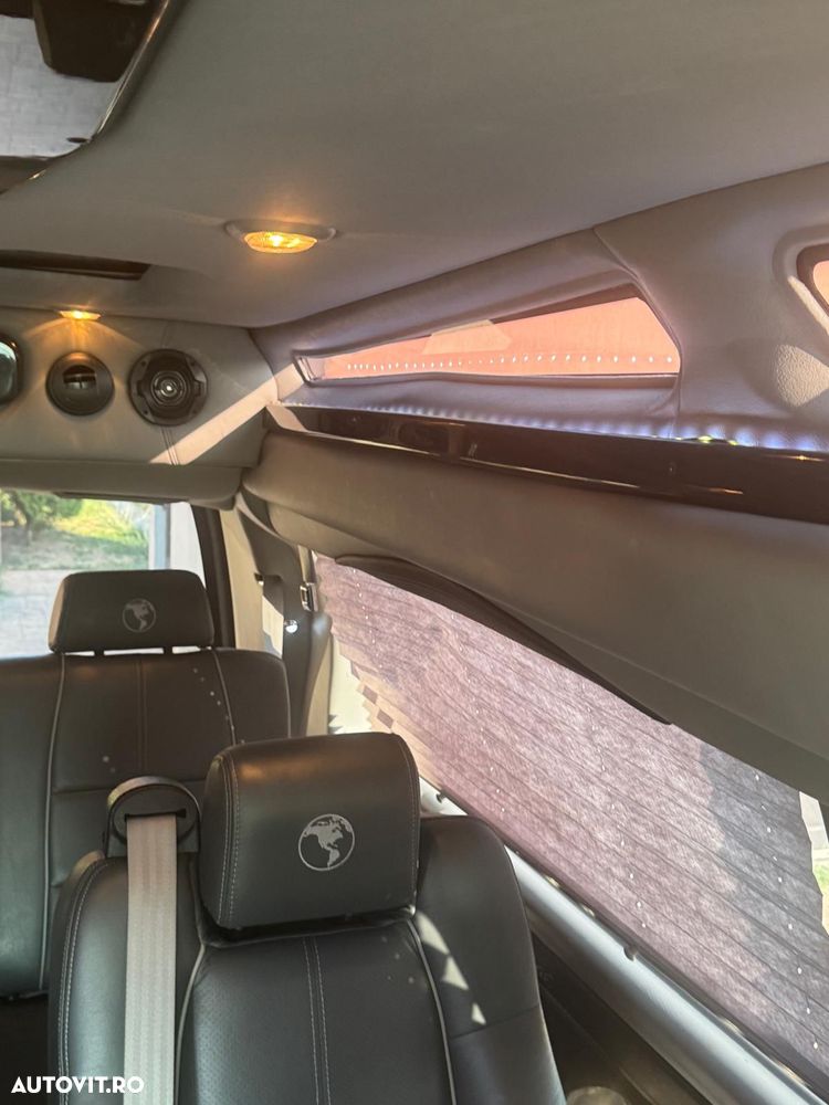 GMC Savana - 13