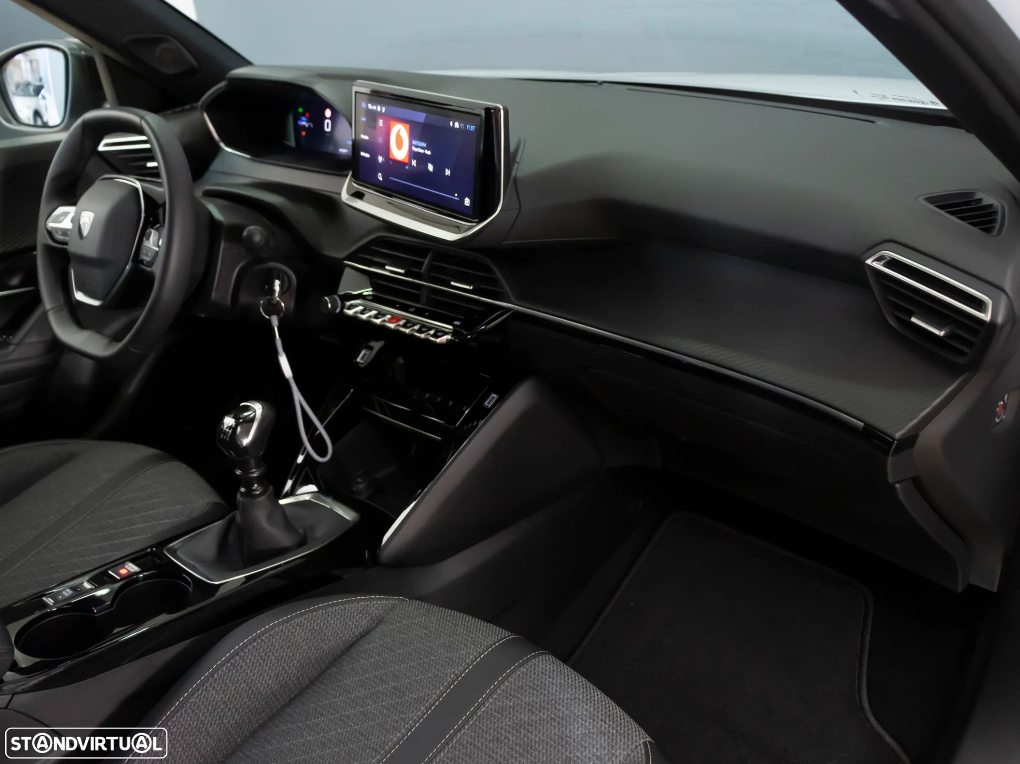 Peugeot 2008 1.2 PureTech Allure - 15