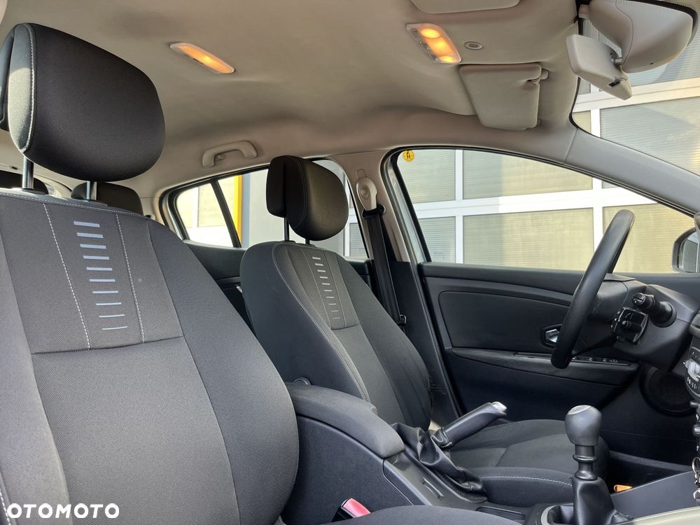 Renault Megane 1.6 16V Dynamique - 22