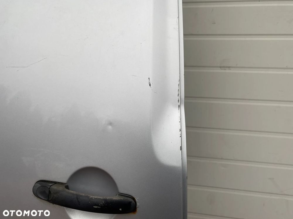 DRZWI BOCZNE PRZESUWNE PRAWE CADDY - 11