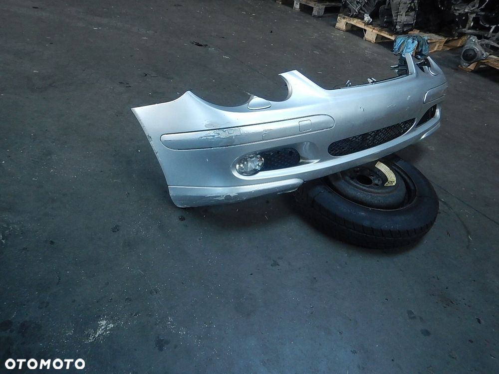 zderzak przod mercedes c w203 - 2