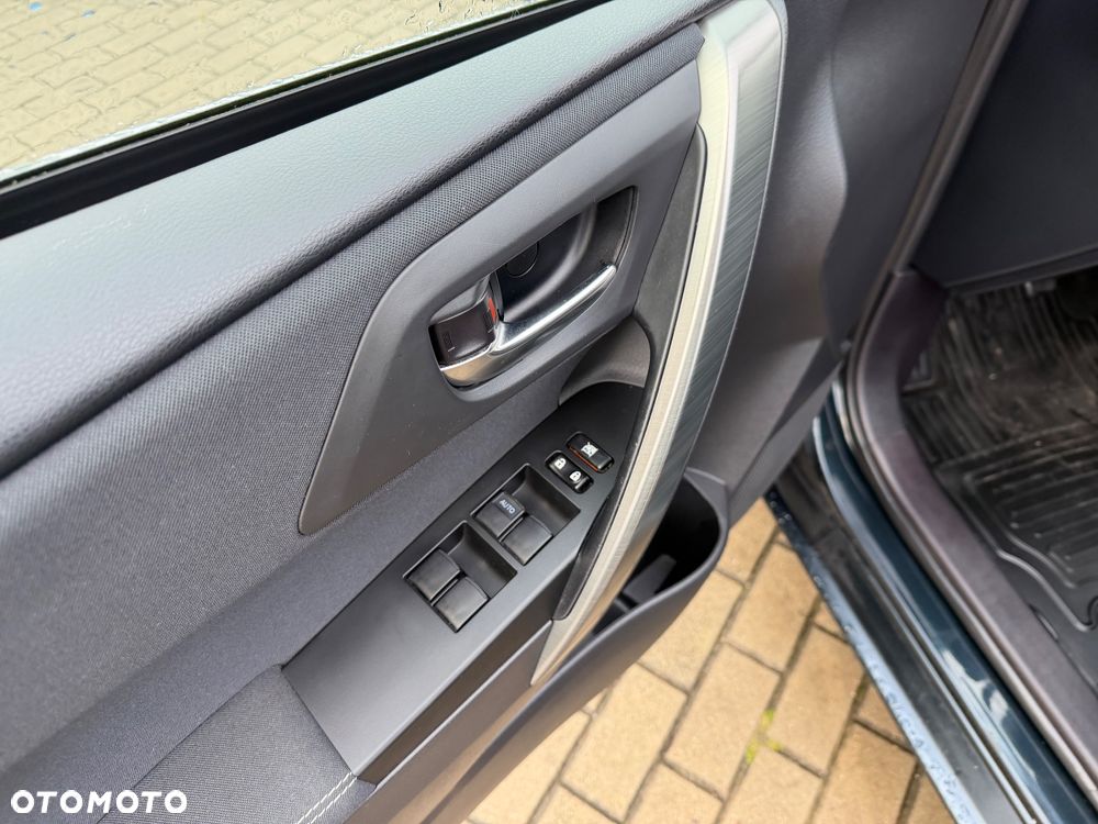 Toyota Auris 2.0 D-4D Edition - 22