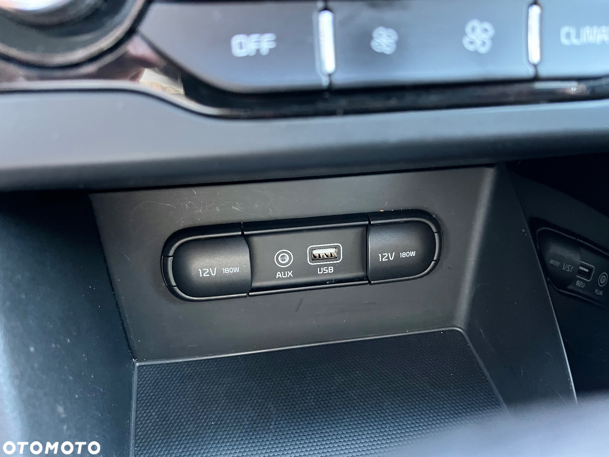 Kia Niro 1.6 GDI Hybrid L - 10