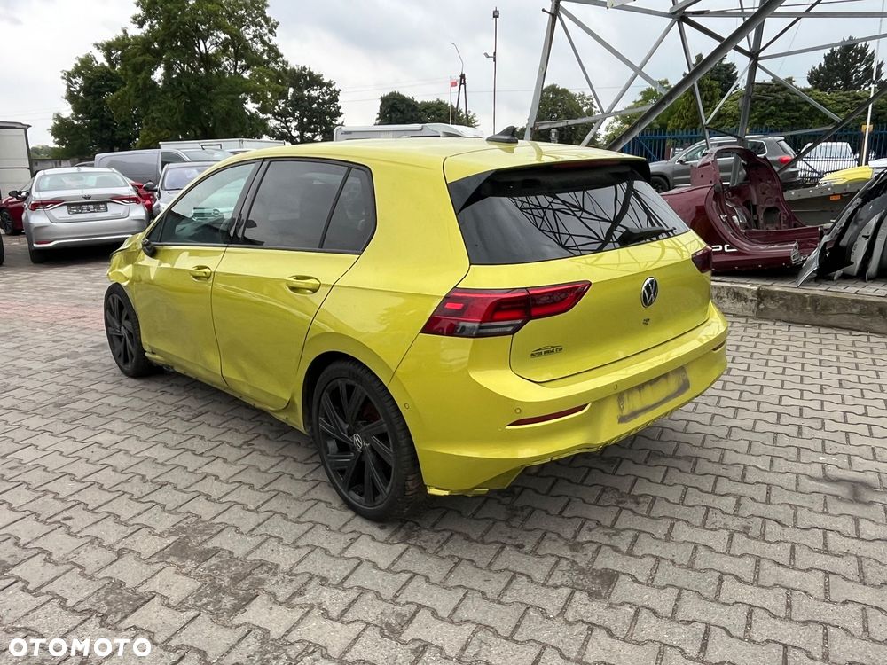 Volkswagen Golf 1.5 eTSI OPF DSG R-Line - 7