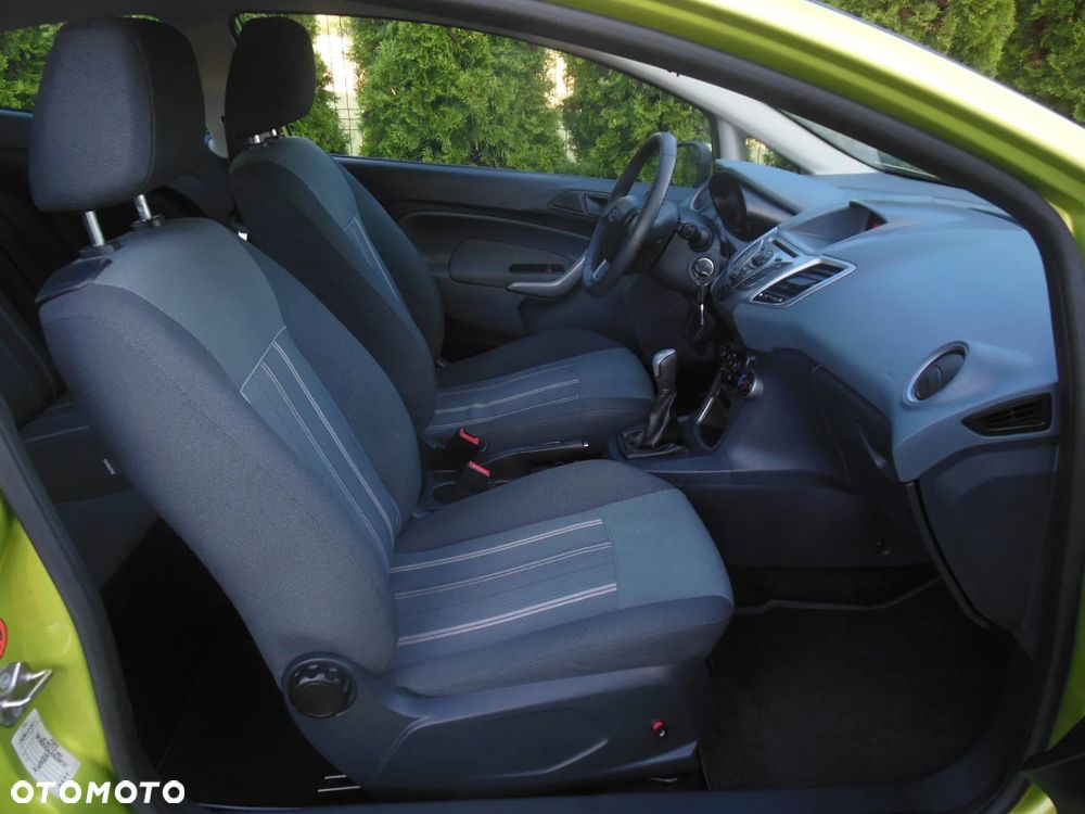 Ford Fiesta 1.25 Champions Edition - 22